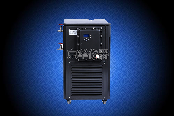 微反應器配套加熱制冷一體機使用時可以有效提高精度和效率