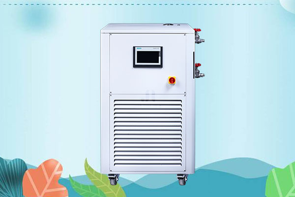 你是否對反應釜控溫加熱制冷循環機的儲油罐存在誤解